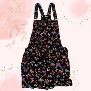 NWOT - Black Butterfly Print Overall Shorts